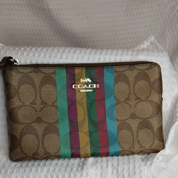 Coach Large Corner Zip Wristlet In Signature Canvas with Vibrant Stripes NWOT - Picture 3 of 8